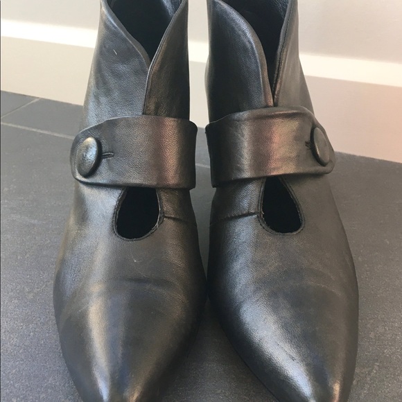 Arnold Churgin Italian Leather Heeled Boots - Picture 3 of 6